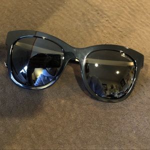 *perfect condition* giorgio armani sunglasses